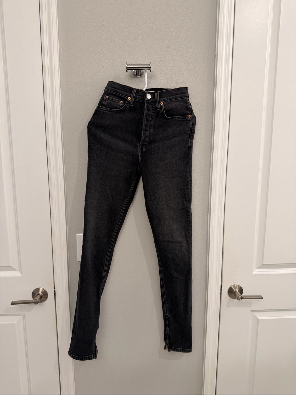 Re/Done Black Skinny High-Rise Jeans